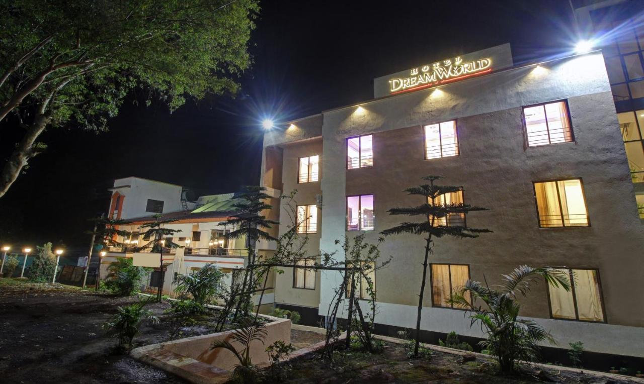 Treebo Dreamworld Hotell Mahābaleshwar Exteriör bild